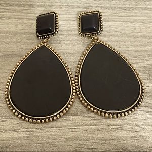 🎉❤️Casablanca Black Gold Teardrop Earrings